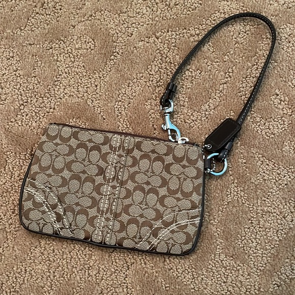Coach Wristlet - Picture 2 of 2